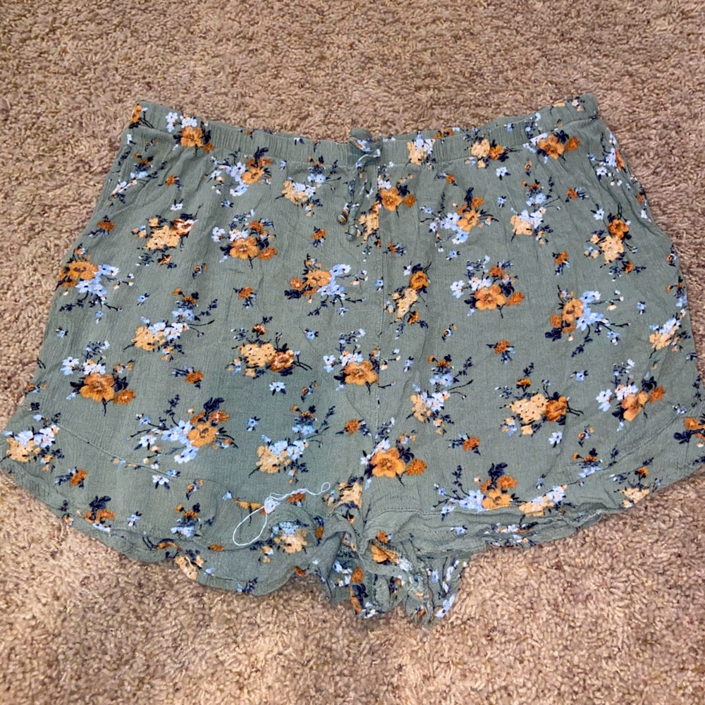 Flow-y High Waisted shorts